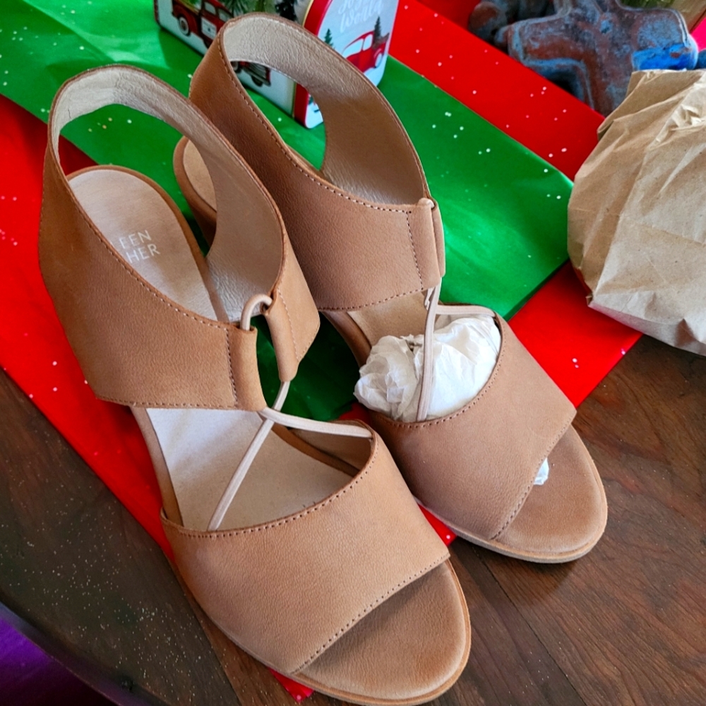 Eileen Fisher 9.5 NEW WITH BOX